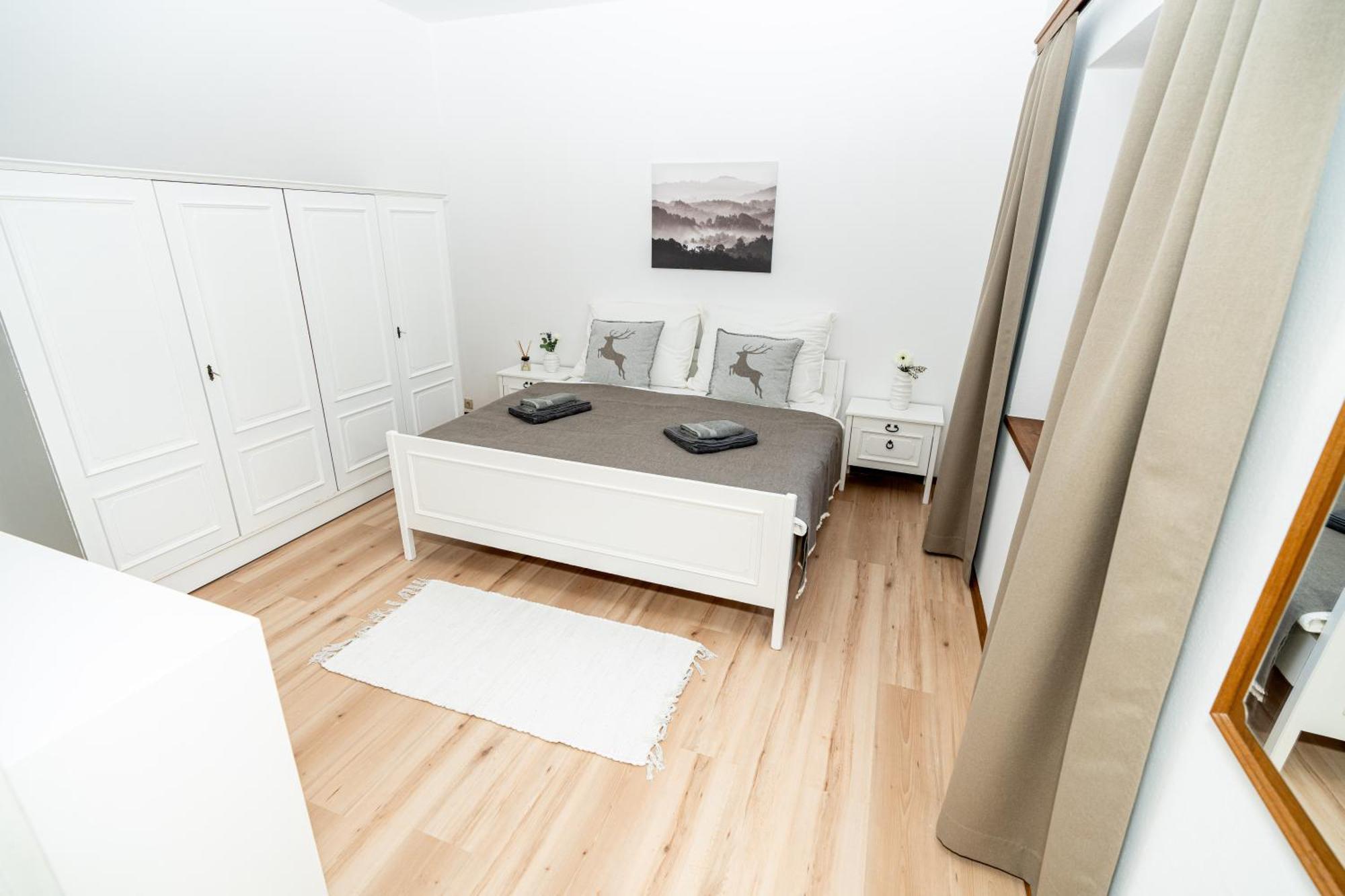 City Center Rooms Kitzbuehel Экстерьер фото